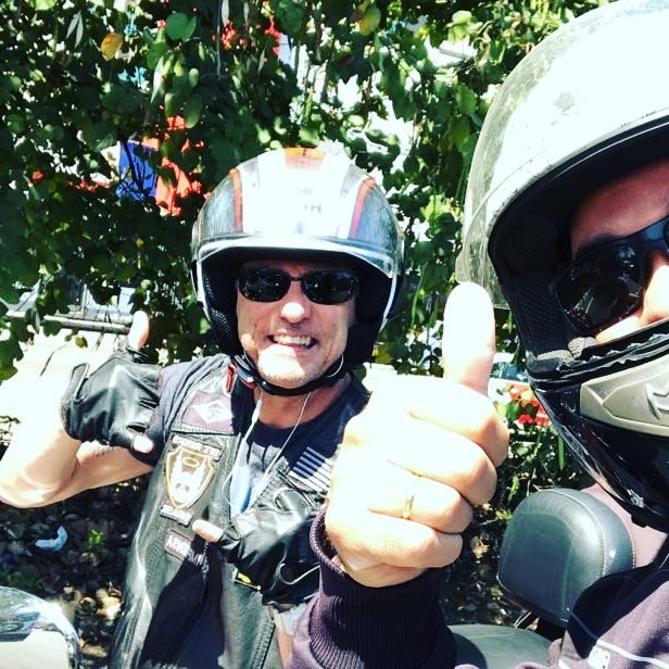 Gerson e Navara pelas ruas de SP!!!
.
.
.
#issoépilotaravida #pqrodarepreciso #liferiders #liferidersmc #motoclube #motorcycle #brotherhood #naestrada #ontheroad #custom #customlife #customculture #livetoride #ridetolive #letsride